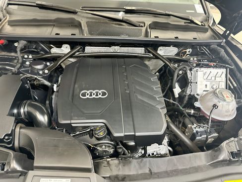 Used 2023 Audi Q5 2.0T Premium w/ Convenience Package AWD/4WD image 36