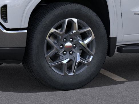 New 2026 GMC Sierra 1500 SLT image 9