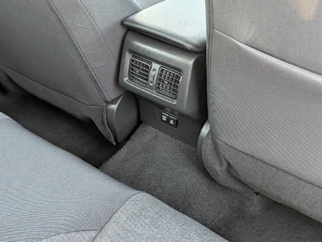 Used 2025 Toyota Camry LE FWD image 30
