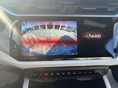 New 2026 Jeep Cherokee Limited image 19