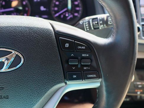 Used 2018 Hyundai Tucson Limited image 15