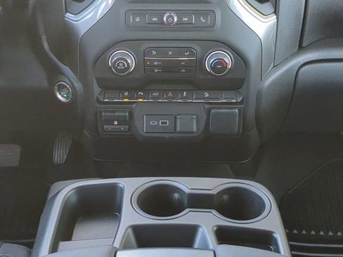 Used 2026 Chevrolet Silverado 2500 Custom w/ Custom Value Package image 19