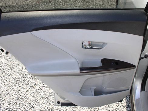 Used 2009 Toyota Venza FWD image 20