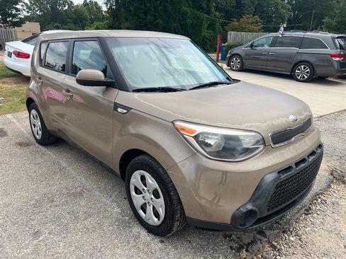 Used 2014 Kia Soul FWD image 3