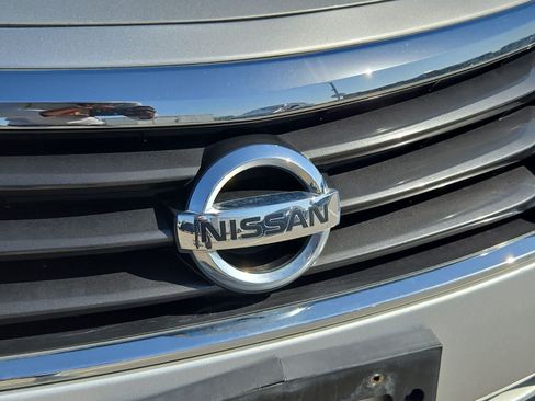 Used 2013 Nissan Altima 3.5 SL FWD image 10