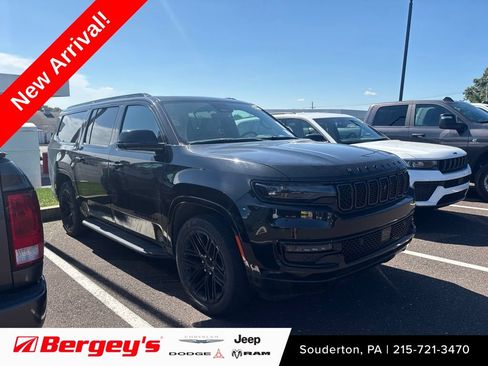 Used 2024 Jeep Wagoneer L Series II w/ Convenience Group I AWD/4WD image 1