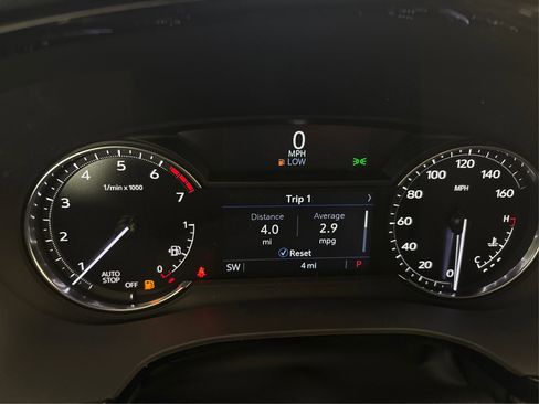 New 2025 Cadillac XT5 Luxury image 18