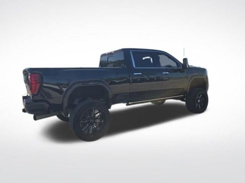 Used 2024 GMC Sierra 2500 Denali Ultimate AWD/4WD image 3