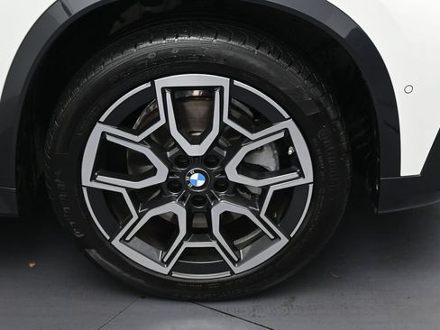 Used 2025 BMW X1 xDrive28i w/ Convenience Package AWD/4WD image 13