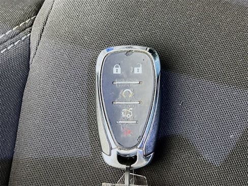 Used 2018 Chevrolet Camaro LT image 28