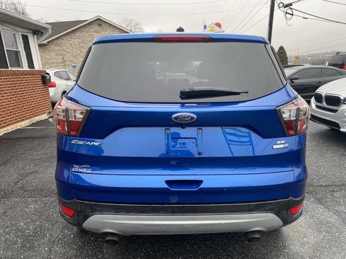 Used 2017 Ford Escape SE AWD/4WD image 5