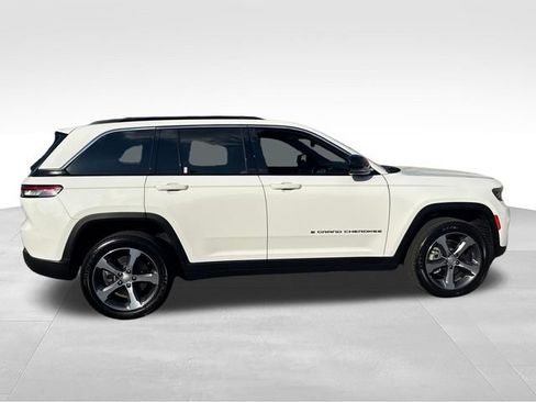 Used 2024 Jeep Grand Cherokee Limited 4xe AWD/4WD image 6