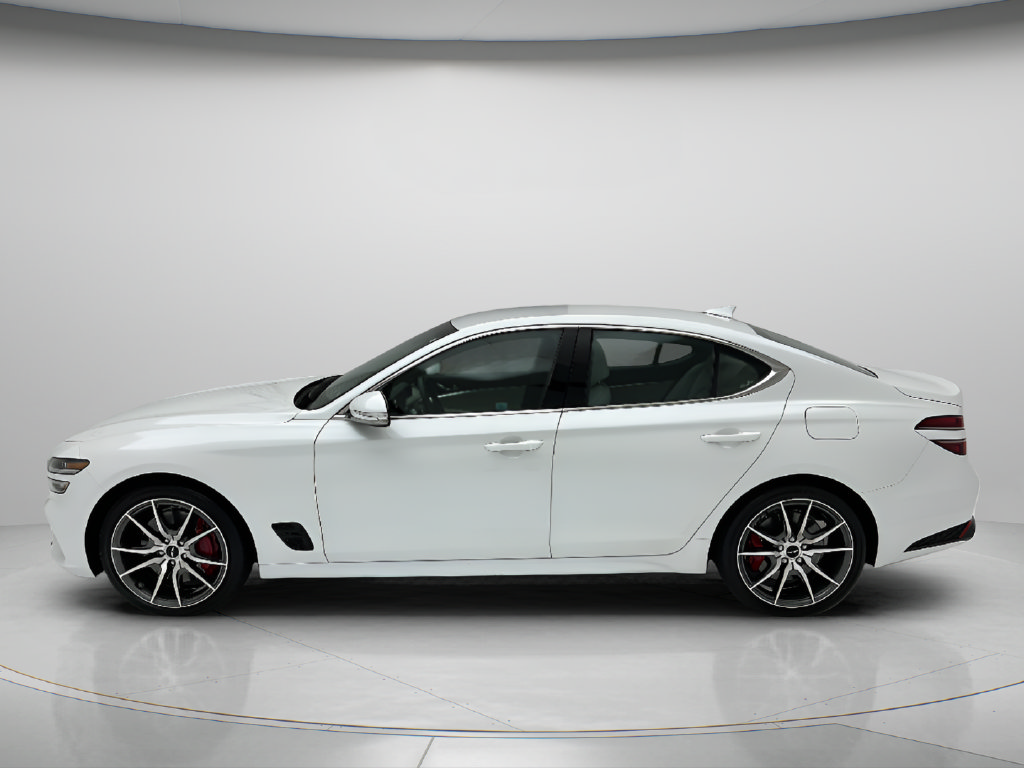 Used 2025 Genesis G70 2.5T RWD image 8