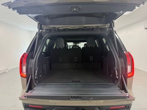 New 2026 Ford Expedition Max Platinum AWD/4WD image 8