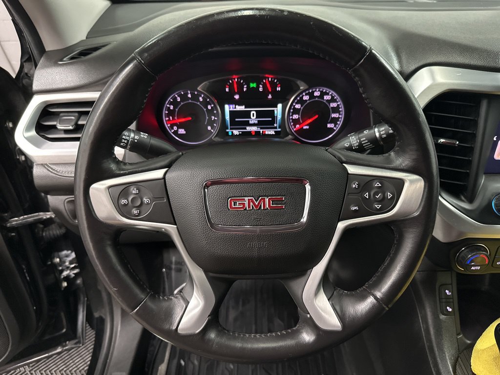Used 2017 GMC Acadia SLT AWD/4WD image 14