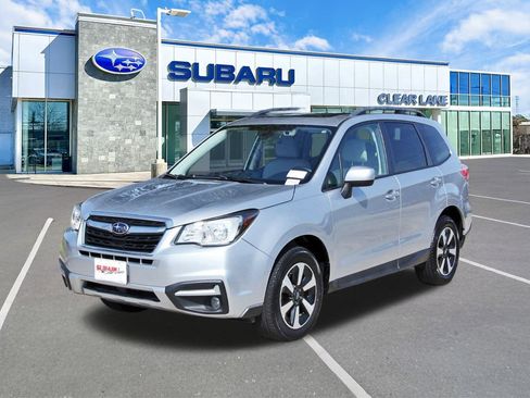 Used 2018 Subaru Forester 2.5i Premium image 3