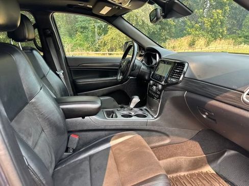 Used 2021 Jeep Grand Cherokee Laredo X AWD/4WD image 22