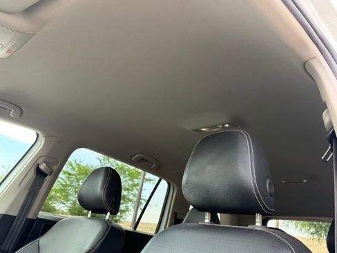 Used 2023 Volkswagen Atlas SE image 17