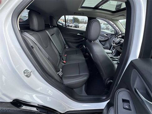 Used 2024 Buick Encore GX Sport Touring w/ Experience Buick Package image 25