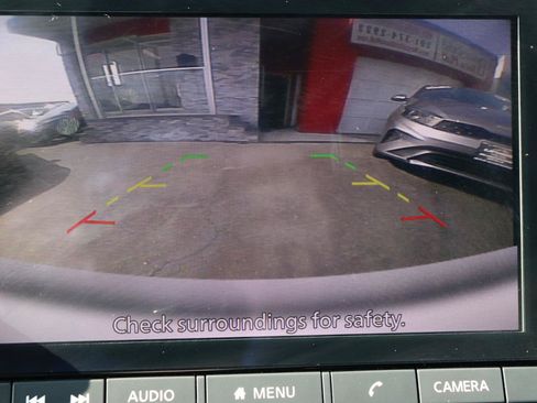 Used 2025 Nissan Pathfinder SV AWD/4WD image 39