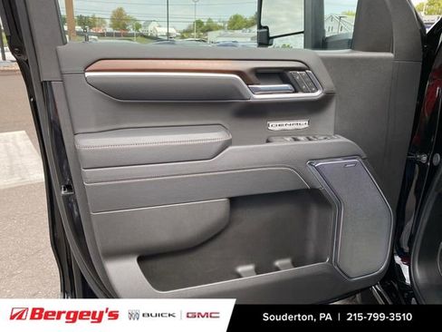 Certified 2025 GMC Sierra 1500 Denali w/ Denali Reserve Package AWD/4WD image 26