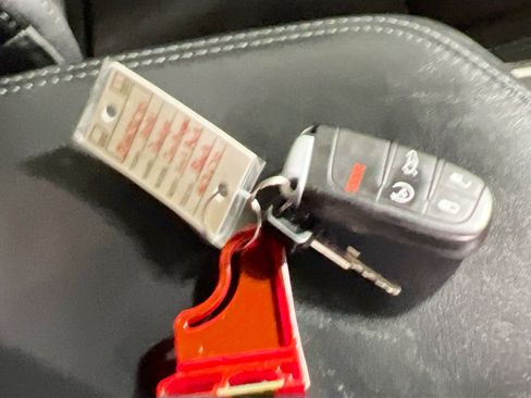 Used 2021 Dodge Challenger R/T Scat Pack w/ Dynamics Package image 33