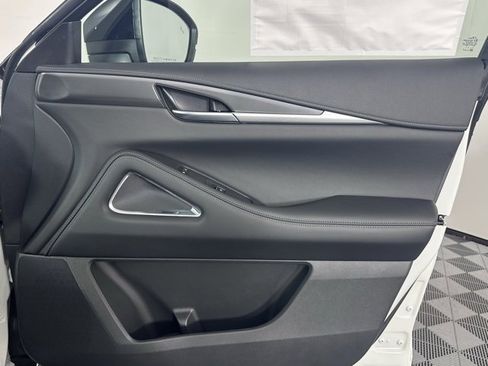 Certified 2025 INFINITI QX60 Luxe w/ Vision Package image 32