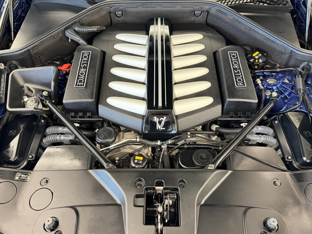Used 2019 Rolls-Royce Ghost RWD image 30