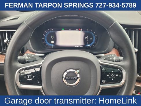 Certified 2023 Volvo XC60 B5 Plus w/ Climate Package image 28