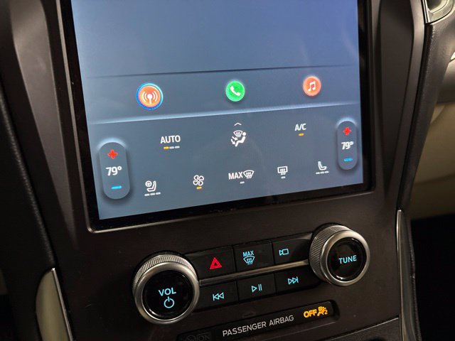 Used 2021 Ford Edge Titanium w/ Cargo Accessory Package FWD image 43