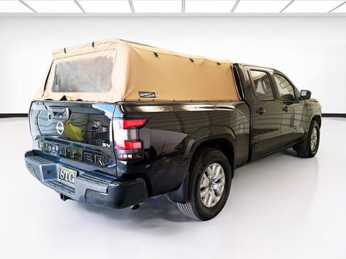 Used 2024 Nissan Frontier SV RWD image 4