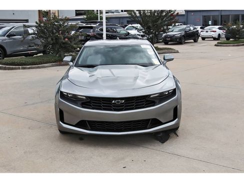 Used 2023 Chevrolet Camaro LT RWD image 2