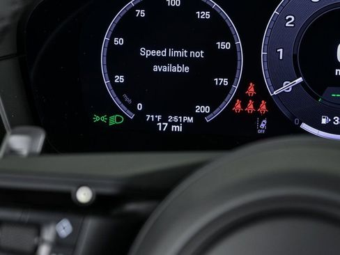 New 2025 Porsche Cayenne S image 12