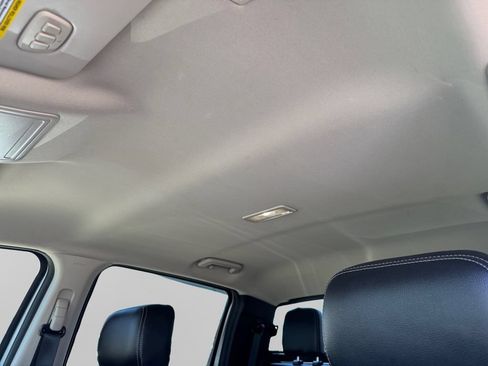 Used 2019 Ford Ranger Lariat w/ Black Appearance Package AWD/4WD image 19