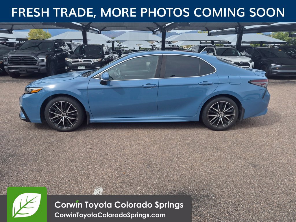 Used 2024 Toyota Camry SE FWD image 5