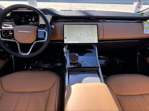 New 2026 Land Rover Range Rover Sport SE image 5