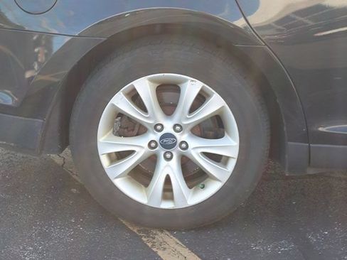 Used 2011 Ford Taurus SEL w/ 201A Rapid Spec Order Code FWD image 8