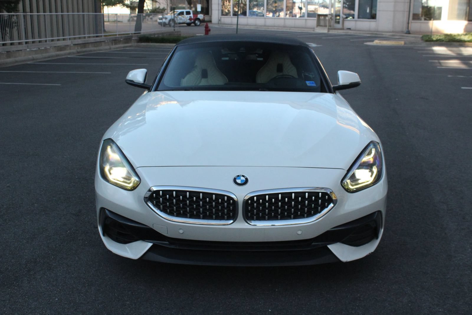 Used 2019 BMW Z4 sDrive30i w/ Premium Package RWD image 3