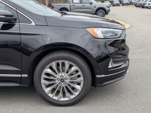 Certified 2022 Ford Edge Titanium w/ Equipment Group 301A image 11