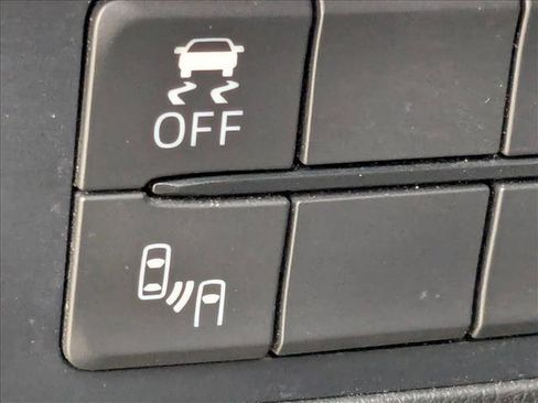 Used 2017 FIAT 124 Spider Abarth image 9