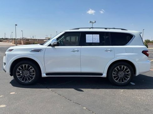 Certified 2024 Nissan Armada Platinum w/ Captain's Chairs Package RWD image 3