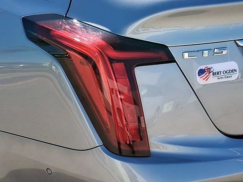 Used 2025 Cadillac CT5 Premium Luxury RWD image 8