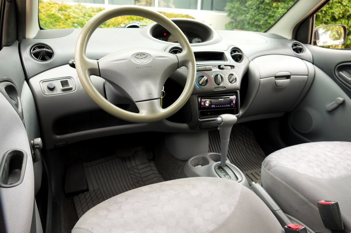 Used 2001 Toyota Echo Sedan FWD image 7