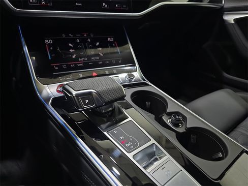 New 2026 Audi RS 6 performance image 25