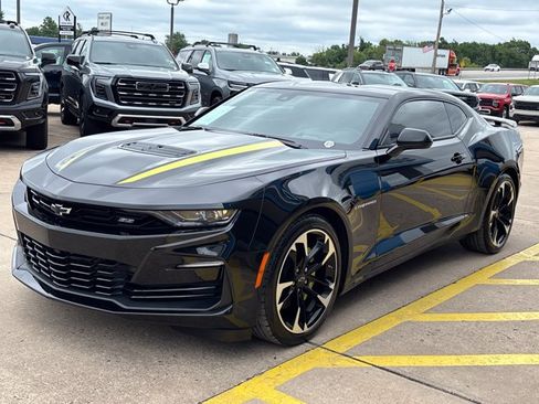 Used 2023 Chevrolet Camaro SS RWD image 7