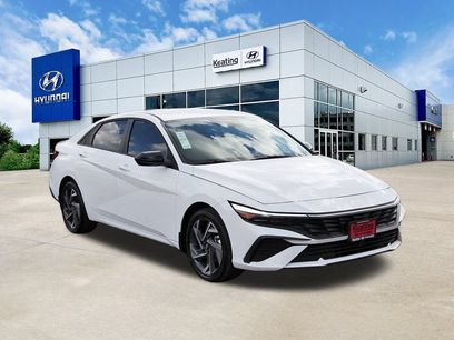 Used 2025 Hyundai Elantra SEL