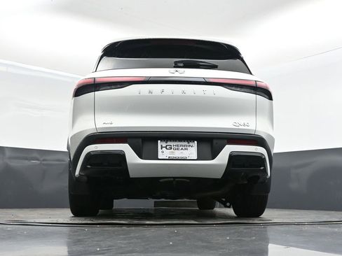 Certified 2023 INFINITI QX60 Pure image 42