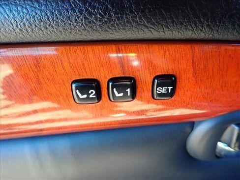 Used 2005 Lexus SC 430 Convertible image 13