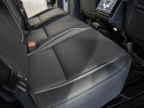 Used 2024 Tesla Cybertruck AWD Crew Cab image 37