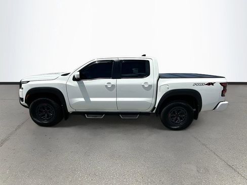 Used 2025 Nissan Frontier PRO-4X AWD/4WD image 4